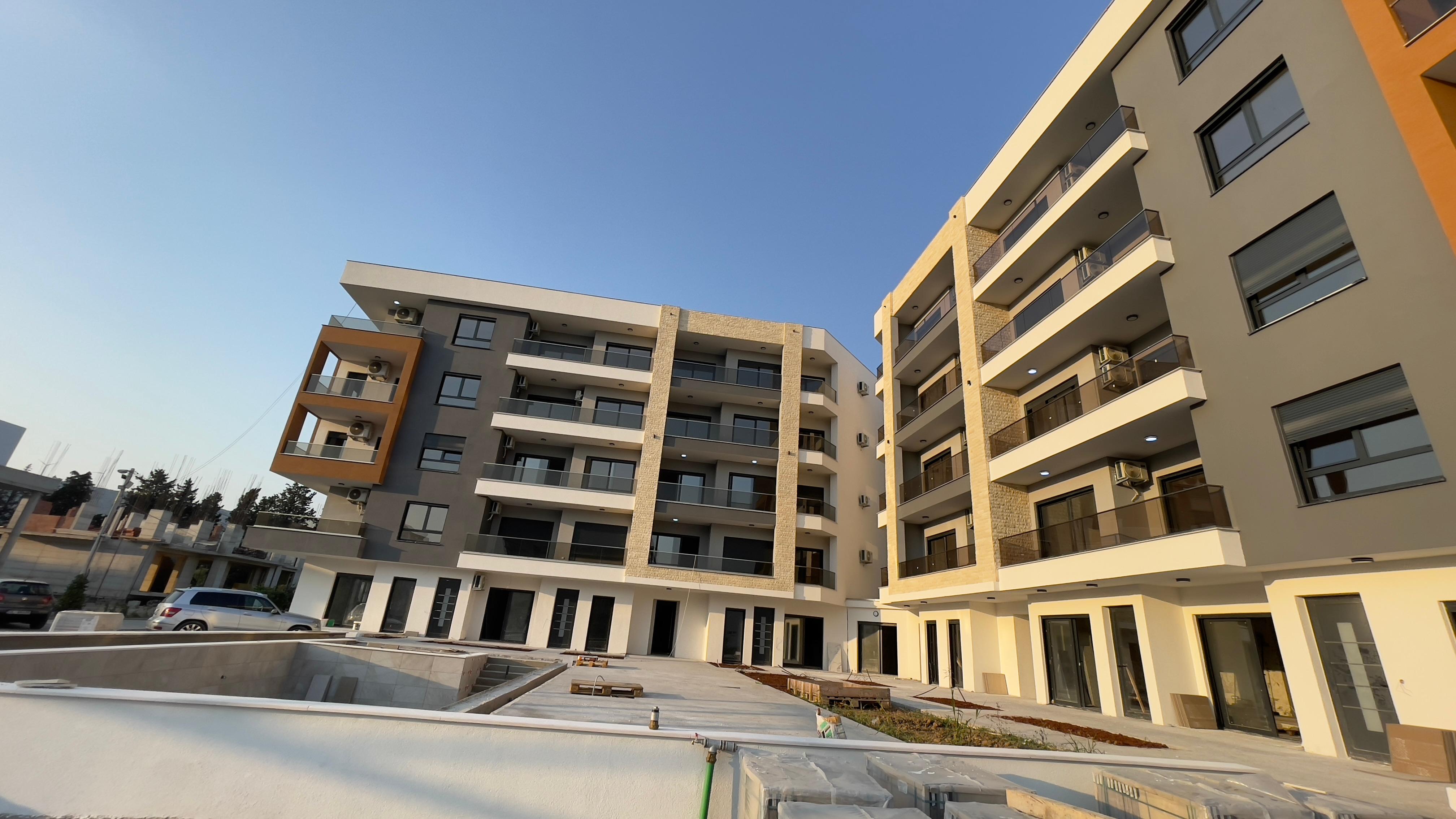 Außenansicht 2 (Pool)